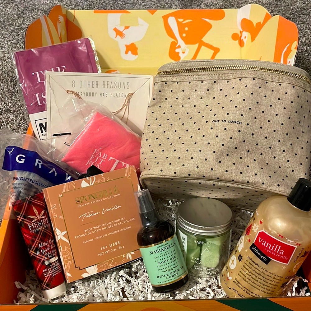 Collection of beauty & health products - you get then all!